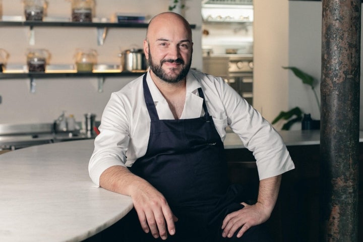 Leandro Carreira estuda a maturação de peixe há 10 anos (retrato de Arlei Lima)
