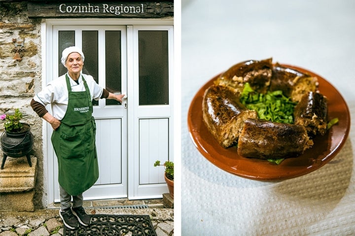 Lídia Sobral à porta do seu restaurante de cozinha regional, o Ernestus. A alheira picante que serve como entrada, à direita