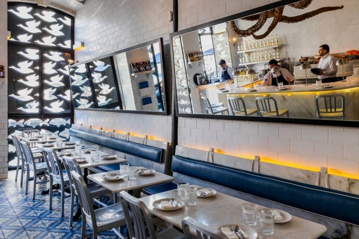 A Cevicheria, inaugurada em 2014, conjuga o ceviche peruano com alguns dos produtos tradicionais da cozinha portuguesa, como o bacalhau e o polvo