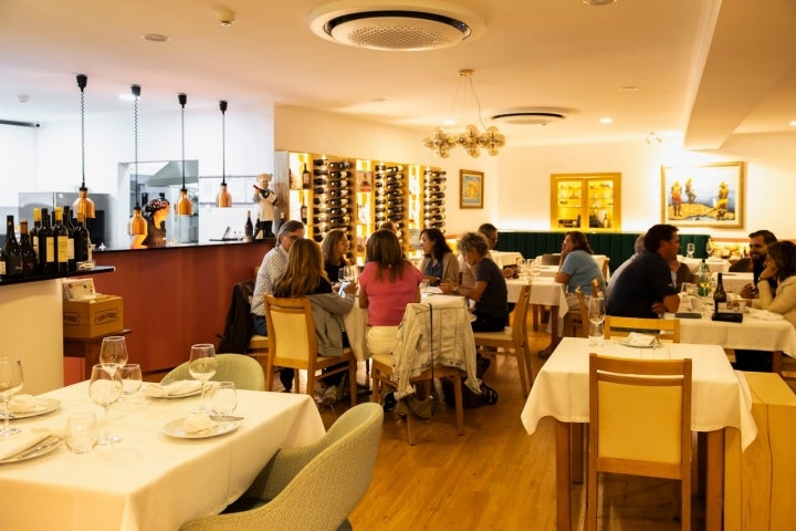 O Pescador, fundado por dois sesimbrenses, mantém uma clientela fiel desde 1989