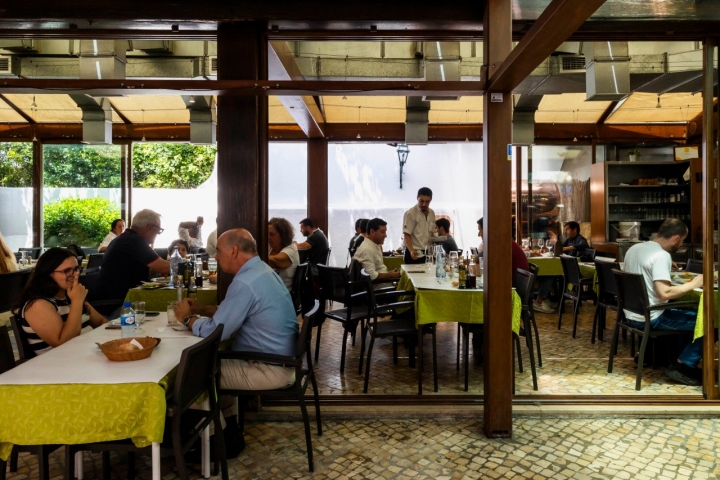 O Paço de Carnide é uma das boas grelhas do centro da capital