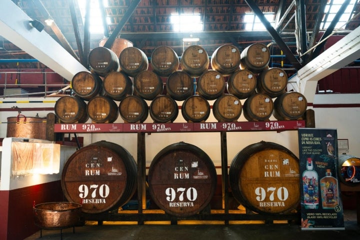 Rum envelhecido em barricas nos Engenhos do Norte