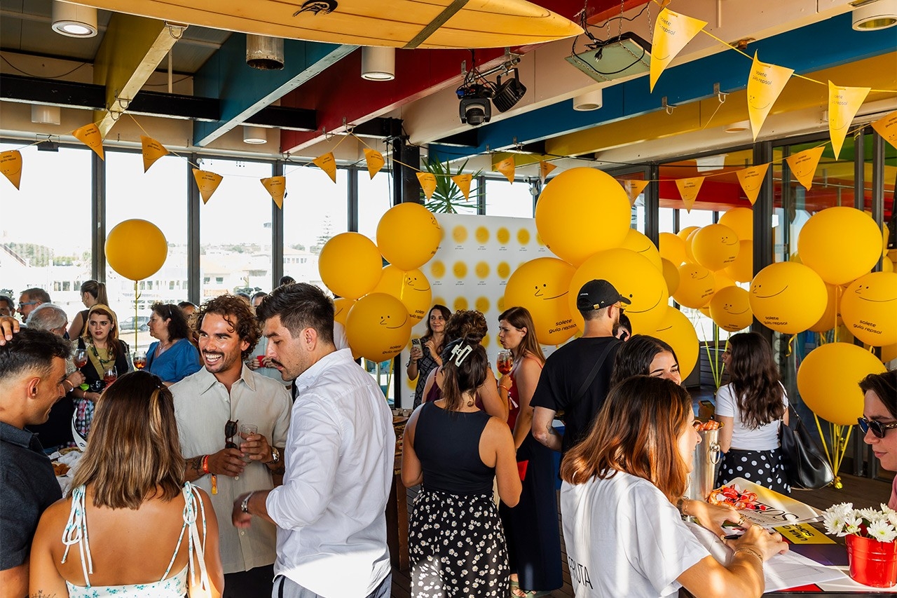 Numa praia ao pôr-do-sol, o Guia Repsol celebrou os Soletes de Verão 2026 