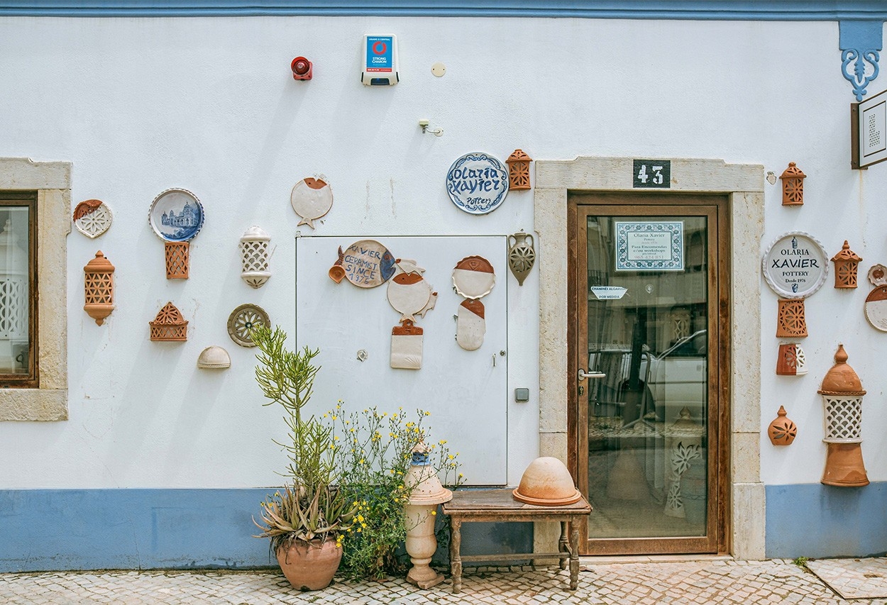 Baños islámicos, cultura gastronómica y buen pescado para conocer Loulé en Portugal