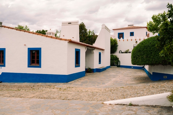 A Horta da Moura é uma mini-aldeia alentejana, com suítes e quartos independentes