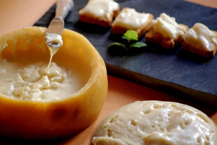 Tapa de Queso Torta del Casar.