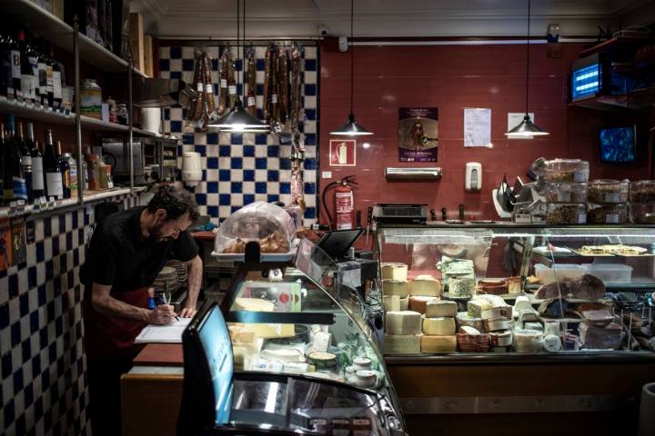 Los quesos franceses 100 % artesanales, el orgullo de 'Casa González'.