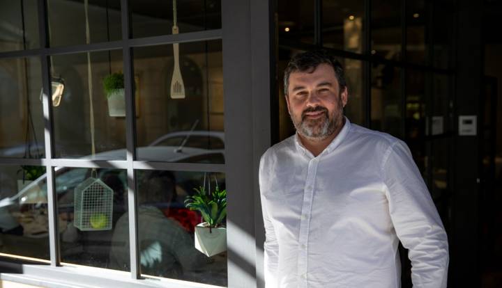 Ander González lleva más de dos décadas detrás de los fogones. Foto: Garikoitz Díaz