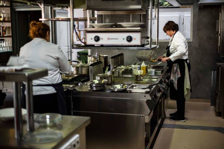 La cordobesa defiende una comida de raíces en la que pone toda su personalidad.