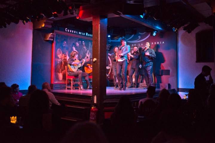 Mauro se quedó encandilado del espectáculo de flamenco de 'El Corral de la Morería'. Foto: Sofía Moro.