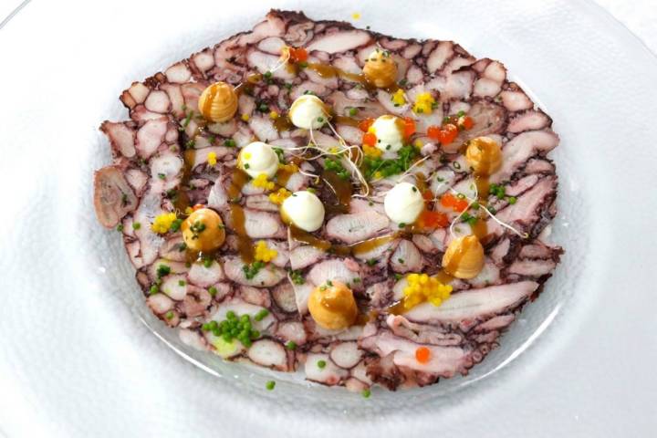 'Carpaccio' de pulpo de Tony García. Foto: Facebook.