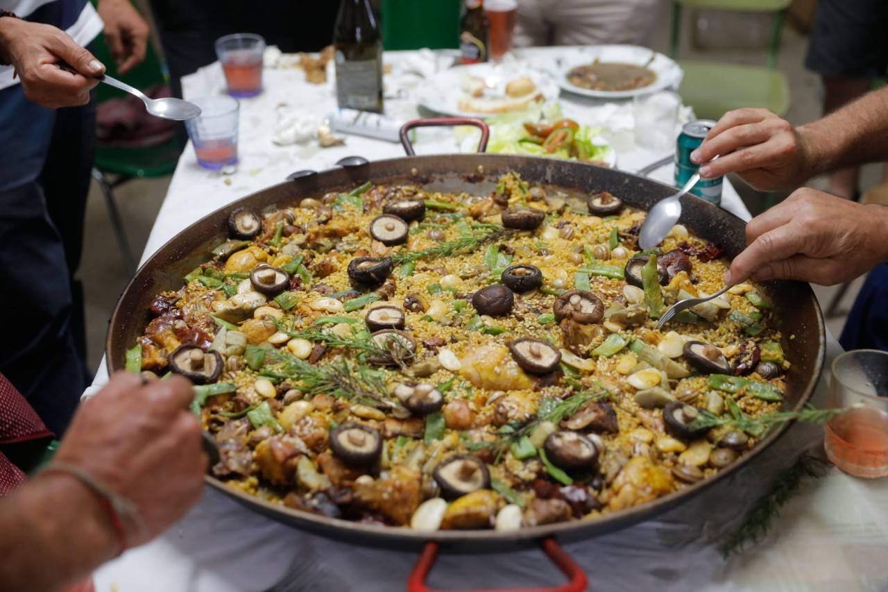 El arroz pulido al momento para los grandes chefs