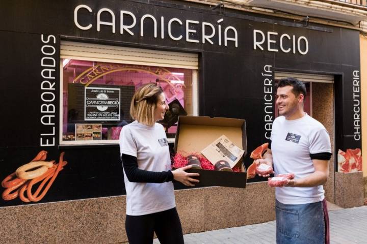 Burguer Recius: José Luis Recio e Irene Belzune