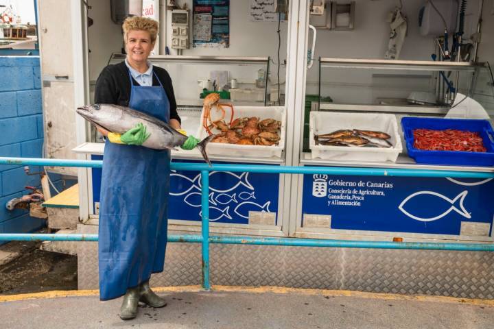 Pili, la pescadera de la cofradía de Taliarte