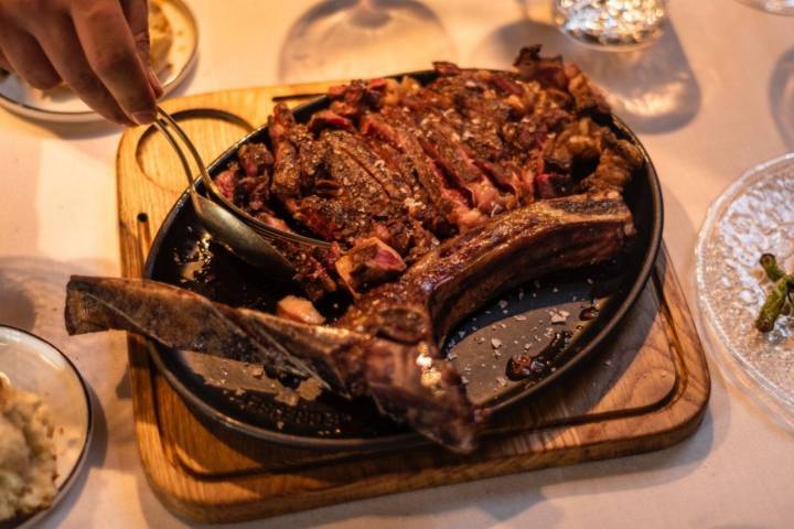 Carne buey 'Valles del Esla': chuleta en 'Marcela' (León)