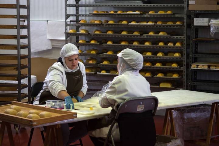 El Pan de Cádiz es el manjar para los amantes del mazapán.