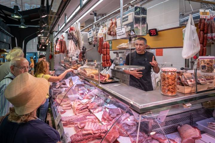 La Boqueria con Arnau Muñío (Barcelona) parada La Boqueria con Arnau Muñío (Barcelona) Àngels Castany de ‘La Moianesa’