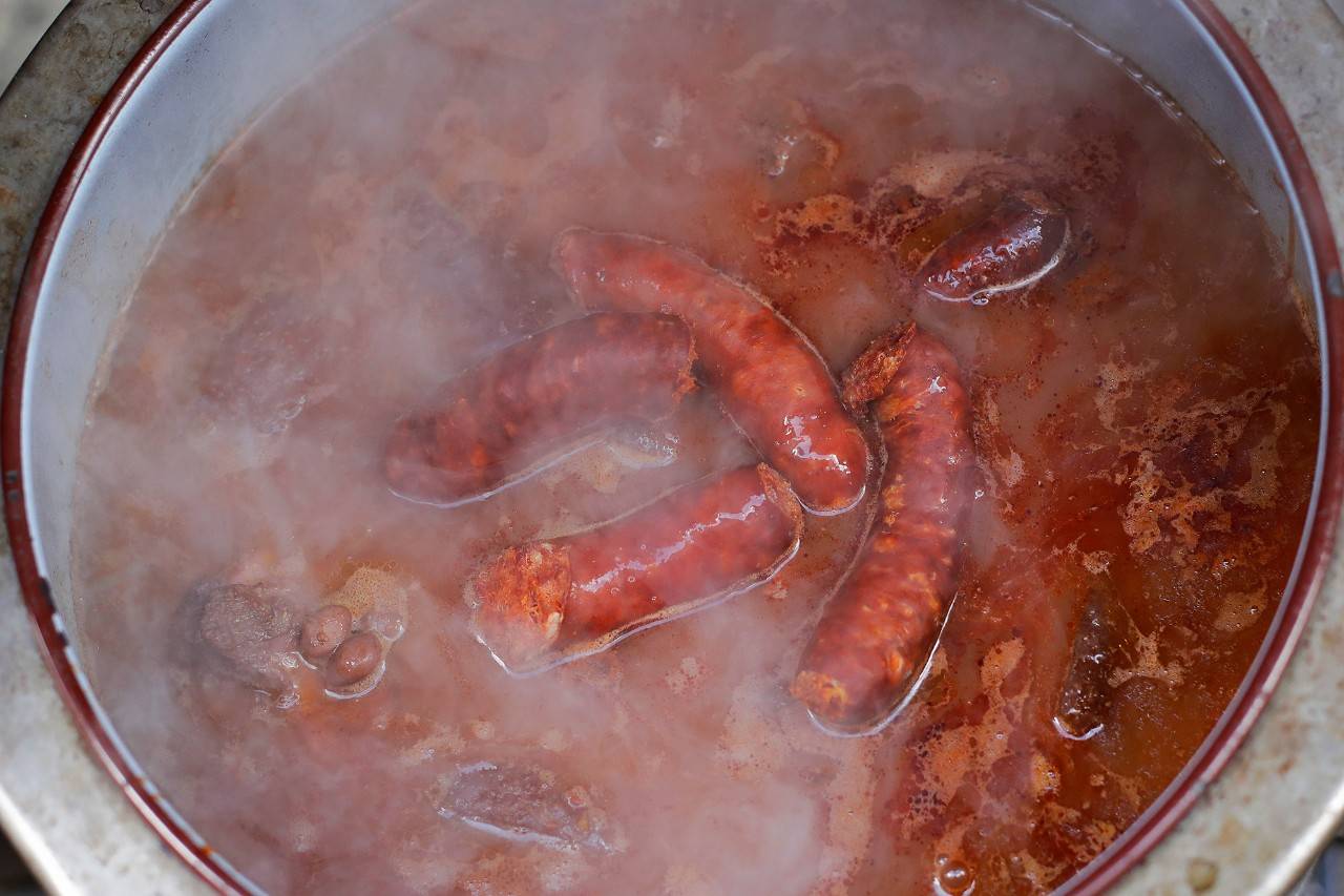 Puchera, el sabor de un guiso nacido en el ferrocarril de La Robla