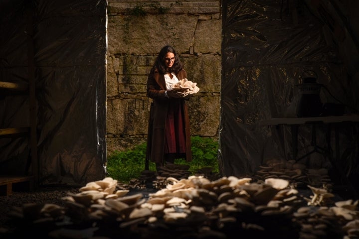 Sandra Viñas comenzó con el proyecto en 2023 en un terreno de la aldea de Buezas.