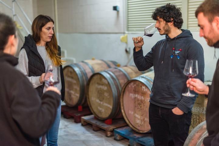 La bodega de Malahierba ocupa una antigua fábrica de hornazos en Los Santos.