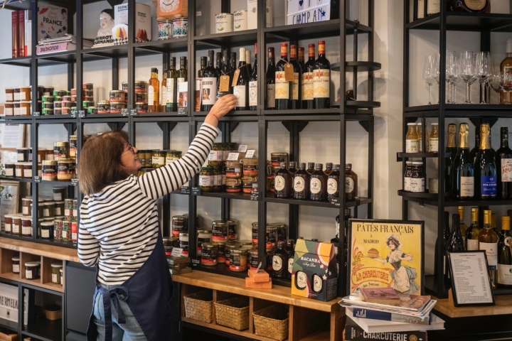Espacio de tienda de LaCharcuterie de Madrid.