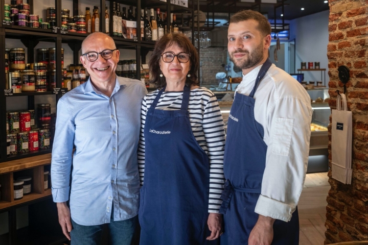 La familia propietaria de LaCharcuterie: Guillaume Bergoret, Dori Benito y su hijo Víctor