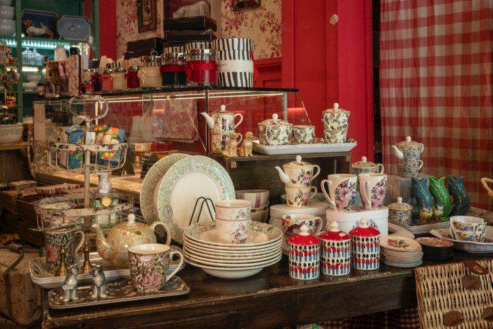 Juegos de té en Living in London de Madrid.