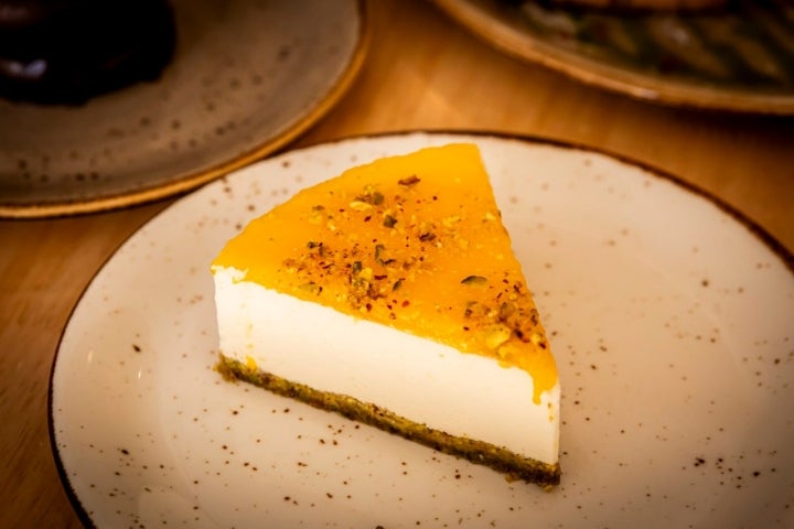 El toque de pistacho no falta en muchas de sus tartas