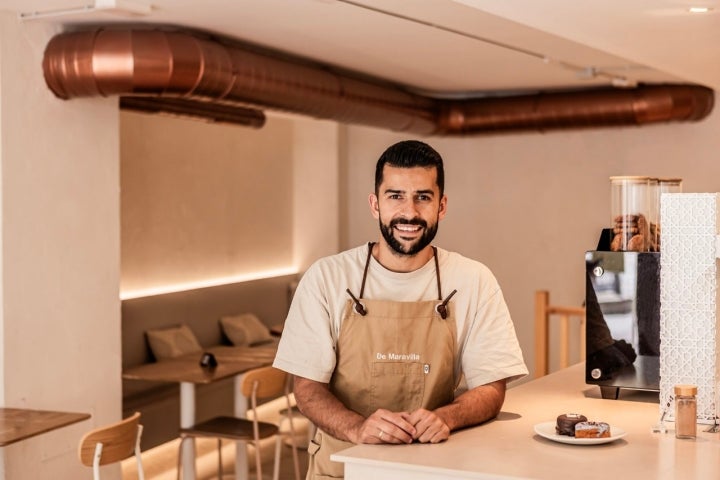 Javier Junjyent se estrena la hostelería en 'De Maravilla'