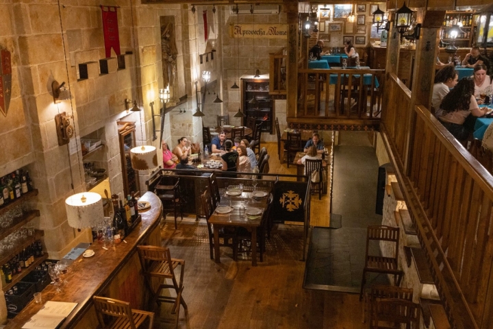Restaurante Moja el Gallo (La Bañeza, León).