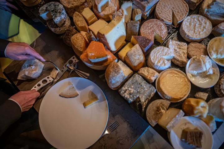 Carro de quesos del restaurante 'Castell de Peralada' (Peralada, Girona)