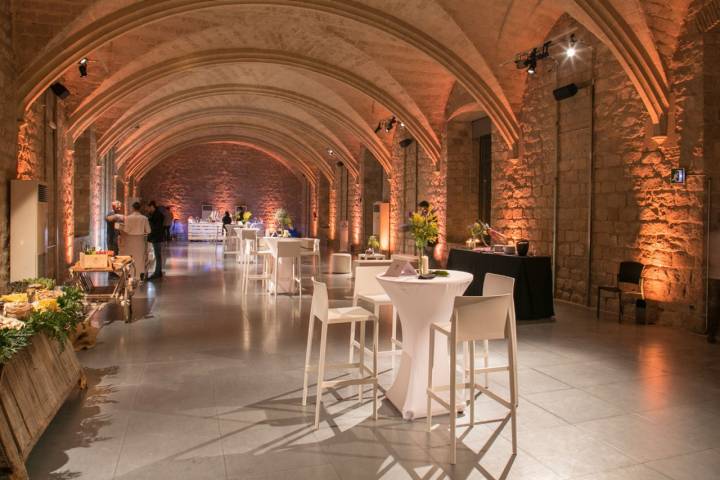 Los escenarios suelen ser lugares muy especiales, como fue el Convent Dels Angels. Foto: Banquete Pop Up.