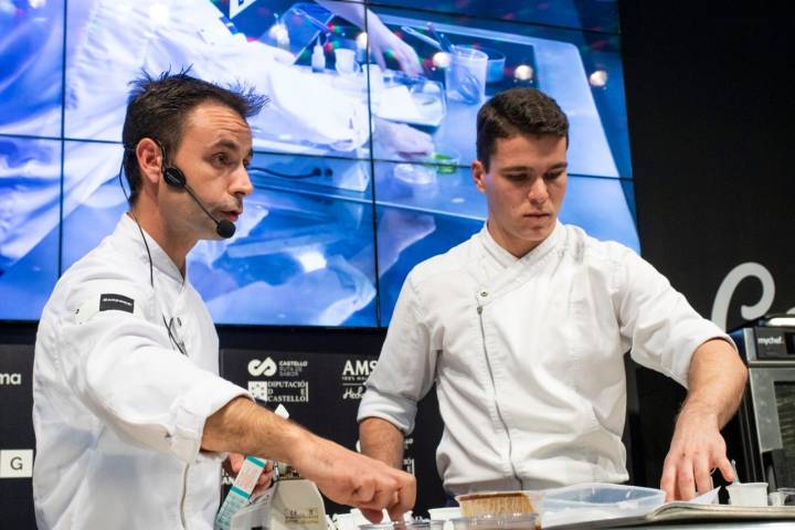 Eduard Xatruch impulsa el proceso de elaboración del hojaldre sin gluten.