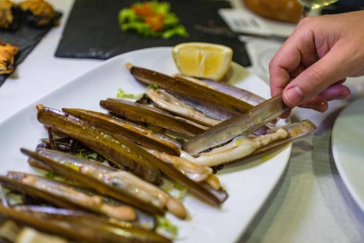 Sitios para comer en el Camino Portugués de la Costa: O Xantar de Otelo (navajas)