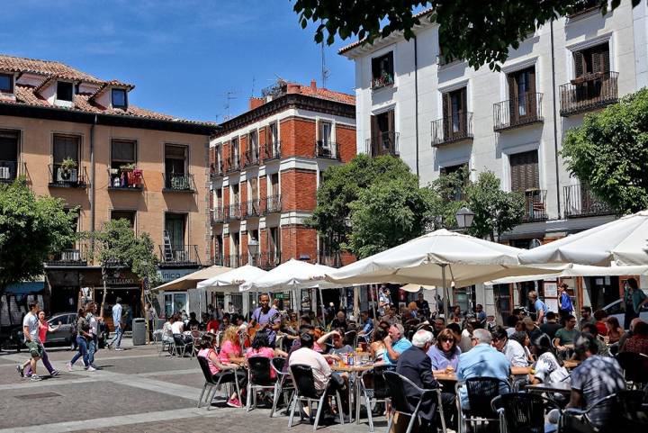 Ambiente primaveral en Malasaña.