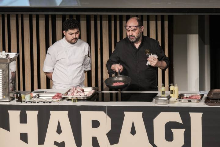 Xesc Reina durante su Taller de Charcutería en el Basque Culinary Center.