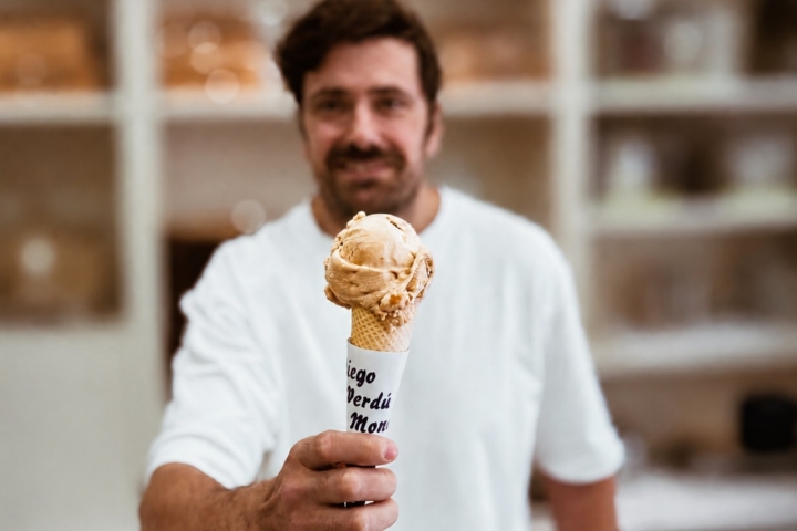 Para elaborar el helado de turrón sólo usan almendra Marcona, calibre 14/16.