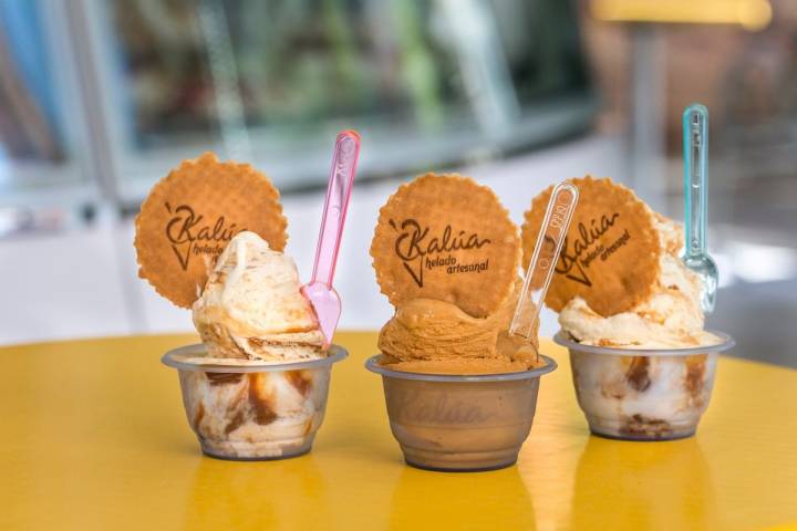 Tarrinas de helados más clásicos, pero también con sabor a sus famosas tartas.