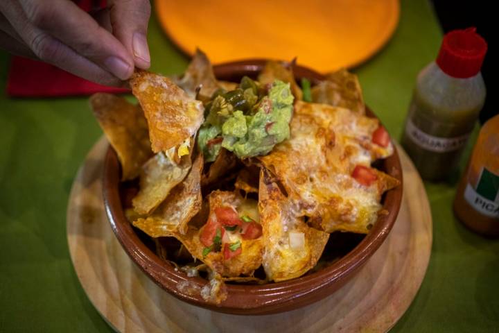 Guacamole y totopos.