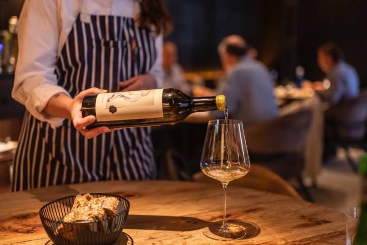 En la carta destacan vinos blanco con acidez y mineralidad.