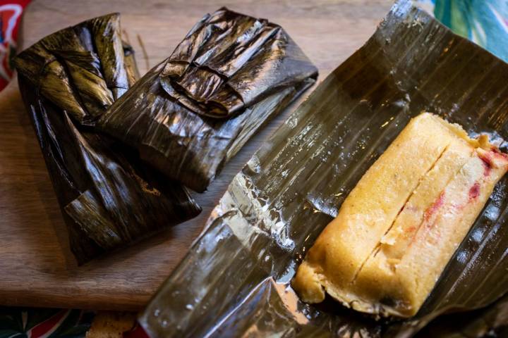 Tamales de rajas de maíz con queso, con la colaboración de Michelle, de 'La Despensa de Frida'.