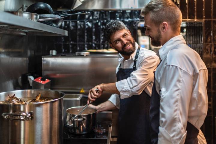  Gabriel en cocina