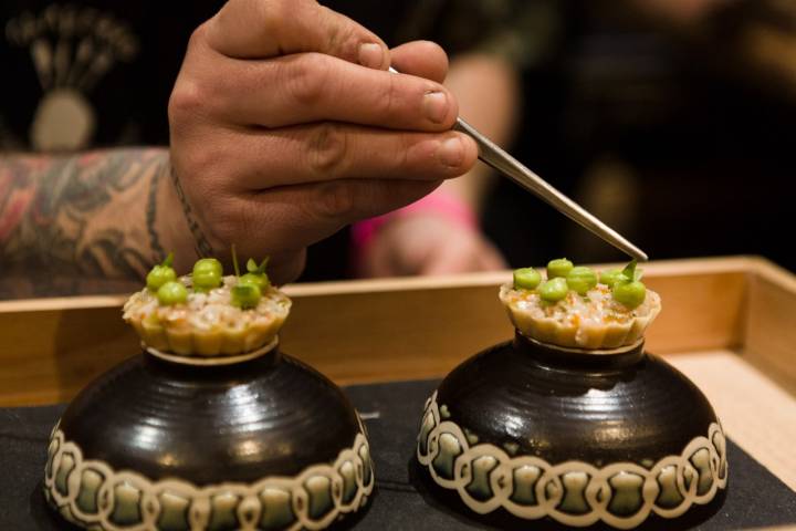 El restaurante 'Gamberro' hace gala de técnica y producto con su tartar de ventresca de lubina y guacamole.