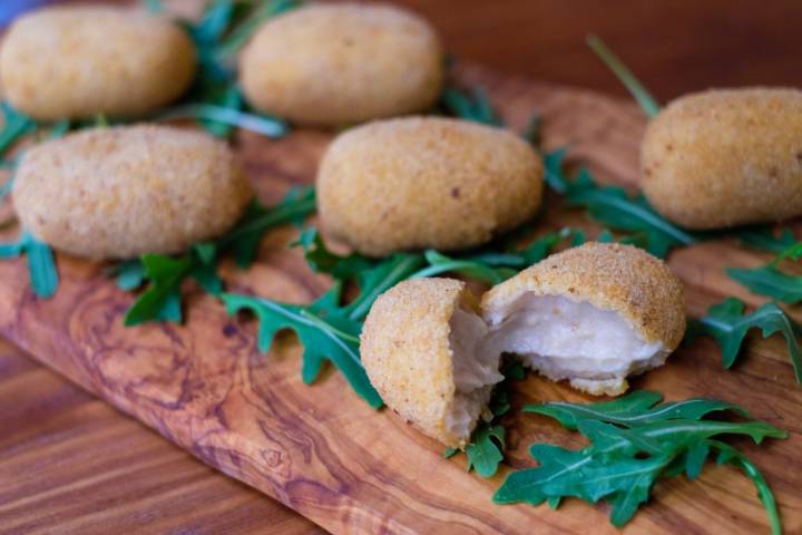 Nina Pasta Bar: croquetas de parmigiano reggiano