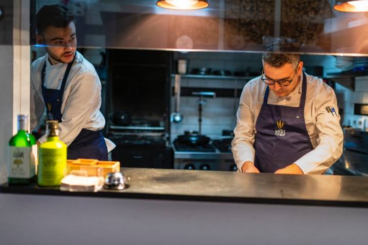 Carlos Fernández y su segundo en cocina, Jesús Torrico