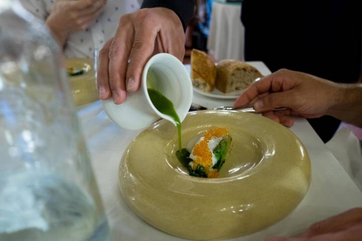 La Botica de Matapozuelos: Lechuga ahumada a la parrilla con bearnesa de judión de la granja