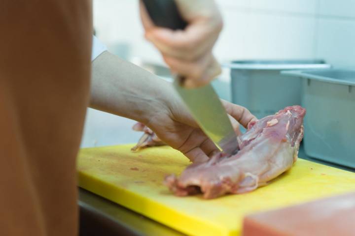 La Botica de Matapozuelos: Trinchando una pieza de caza