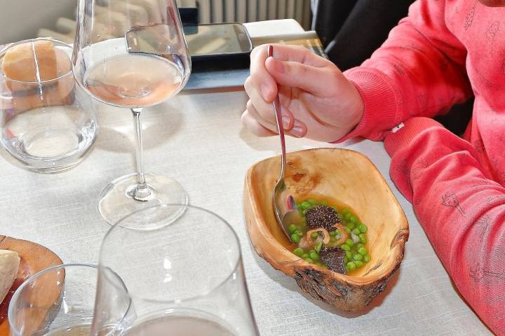 El eje de casi todos los platos son las setas y las verduras de temporada.