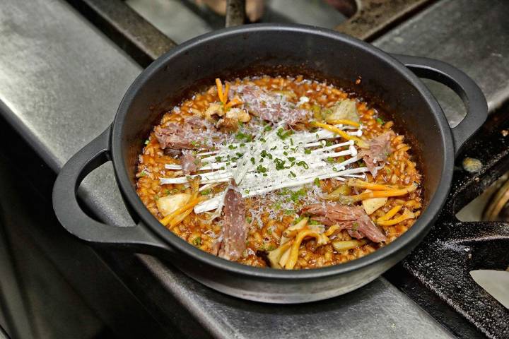 Arroz meloso de pato y gorgonzola.