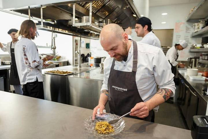 Federico Pian lleva tres años como jefe de cocina del 'Monastrell', pero conoce desde hace 20 años a San Román.